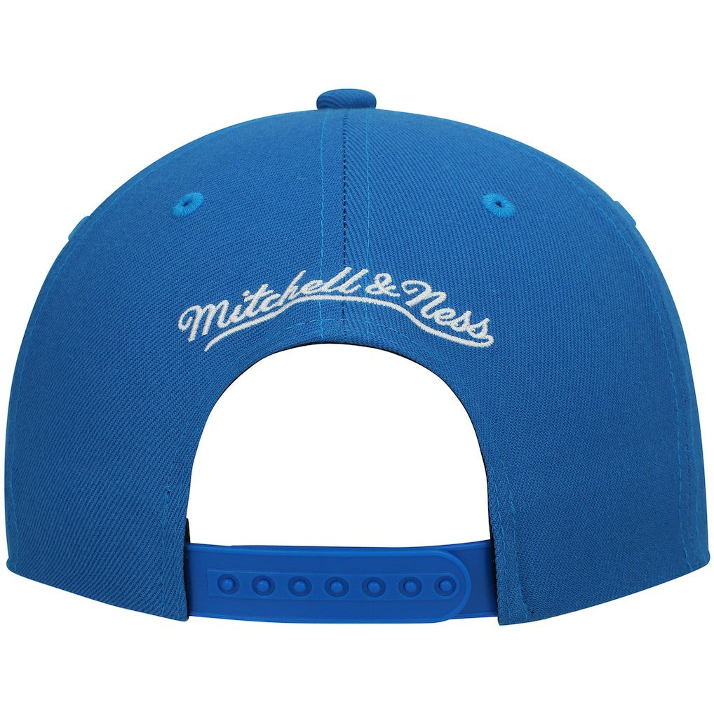 Mitchell & Ness - Dallas Mavericks Ground 2.0 Snapback Hat - Blue