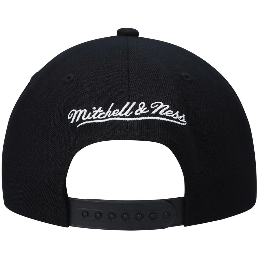 Mitchell & Ness - Portland Trail Blazers Ground 2.0 Snapback Hat - Black