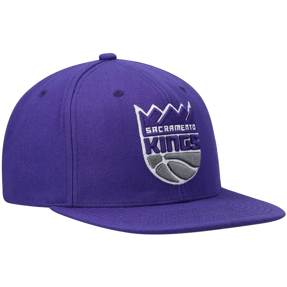 Mitchell & Ness - Sacramento Kings Ground 2.0 Snapback Hat - Purple