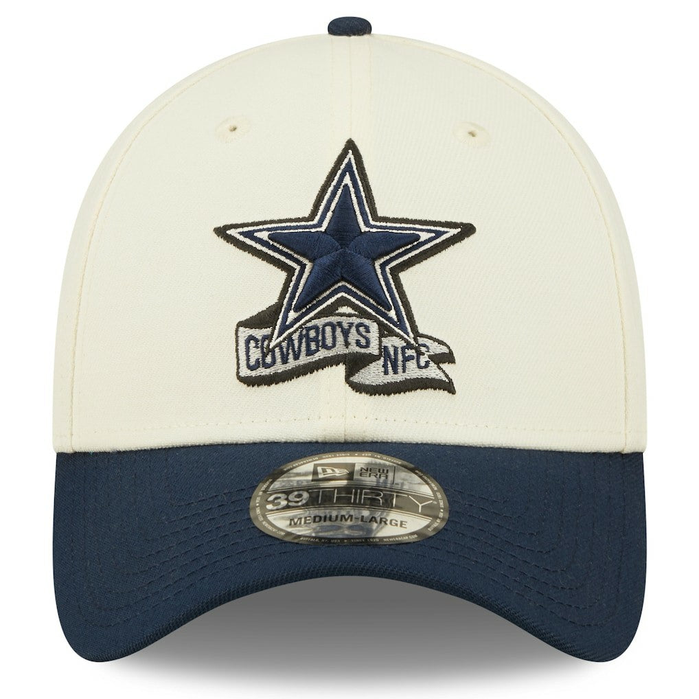 Dallas Cowboys New Era 2022 Sideline 39THIRTY 2-Tone Flex Hat Cream/Navy - NFL