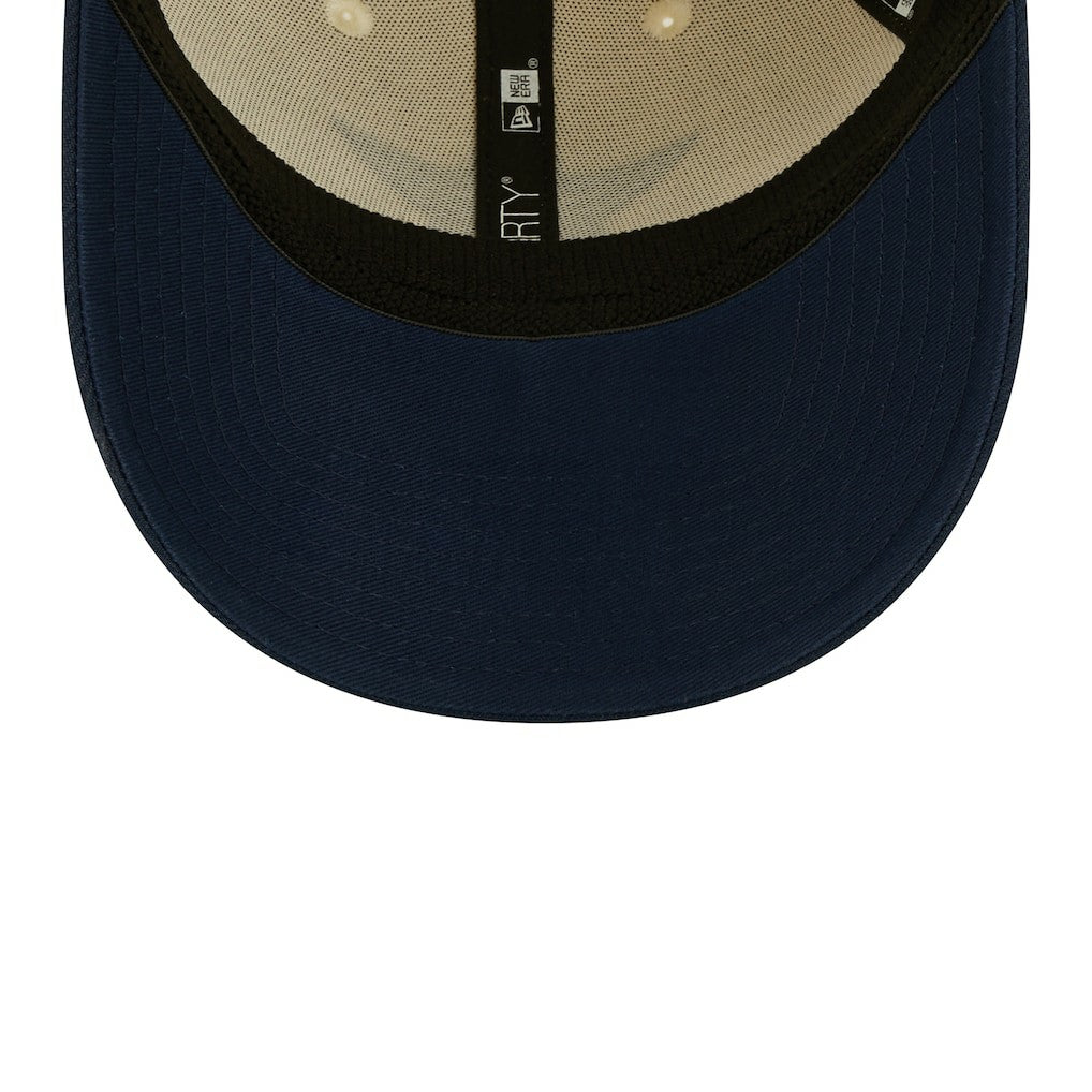 Dallas Cowboys New Era 2022 Sideline 39THIRTY 2-Tone Flex Hat Cream/Navy - NFL