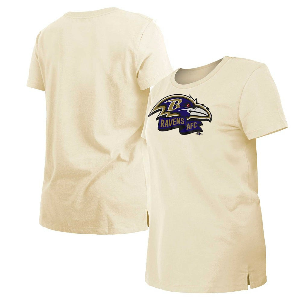 Baltimore Ravens New Era Women's Chrome Sideline T-Shirt Cream - NFL