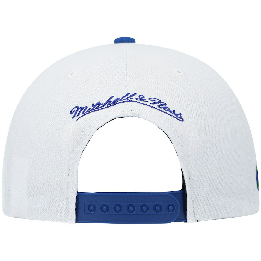 Mitchell & Ness - Atlanta Hawks Hardwood Classics Snapback Hat - White/Royal