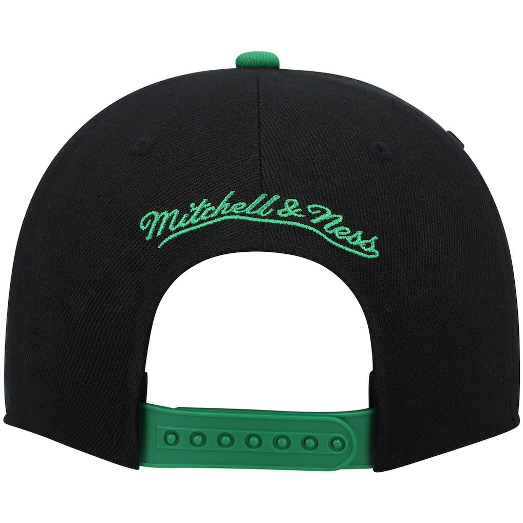 Mitchell & Ness - Boston Celtics Hardwood Classics Snapback Hat - Black/Kelly Green