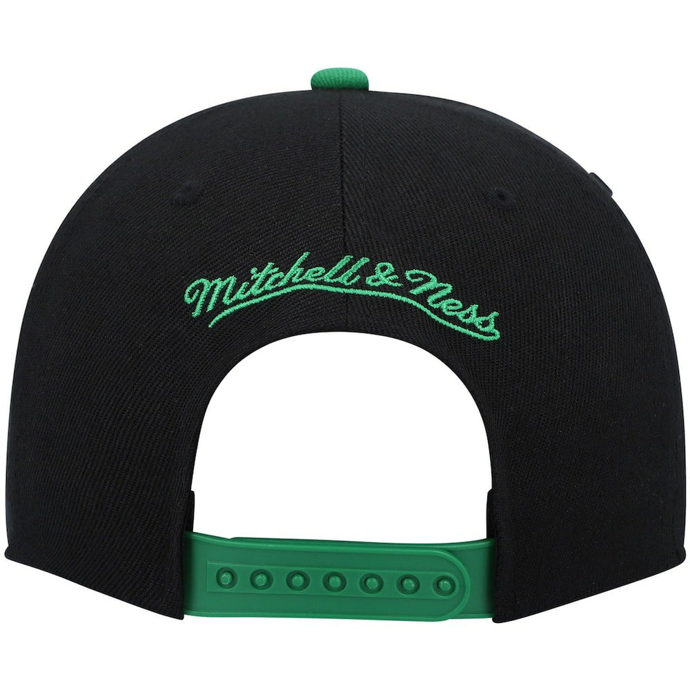 Mitchell & Ness - Boston Celtics Hardwood Classics Snapback Hat - Black/Kelly Green