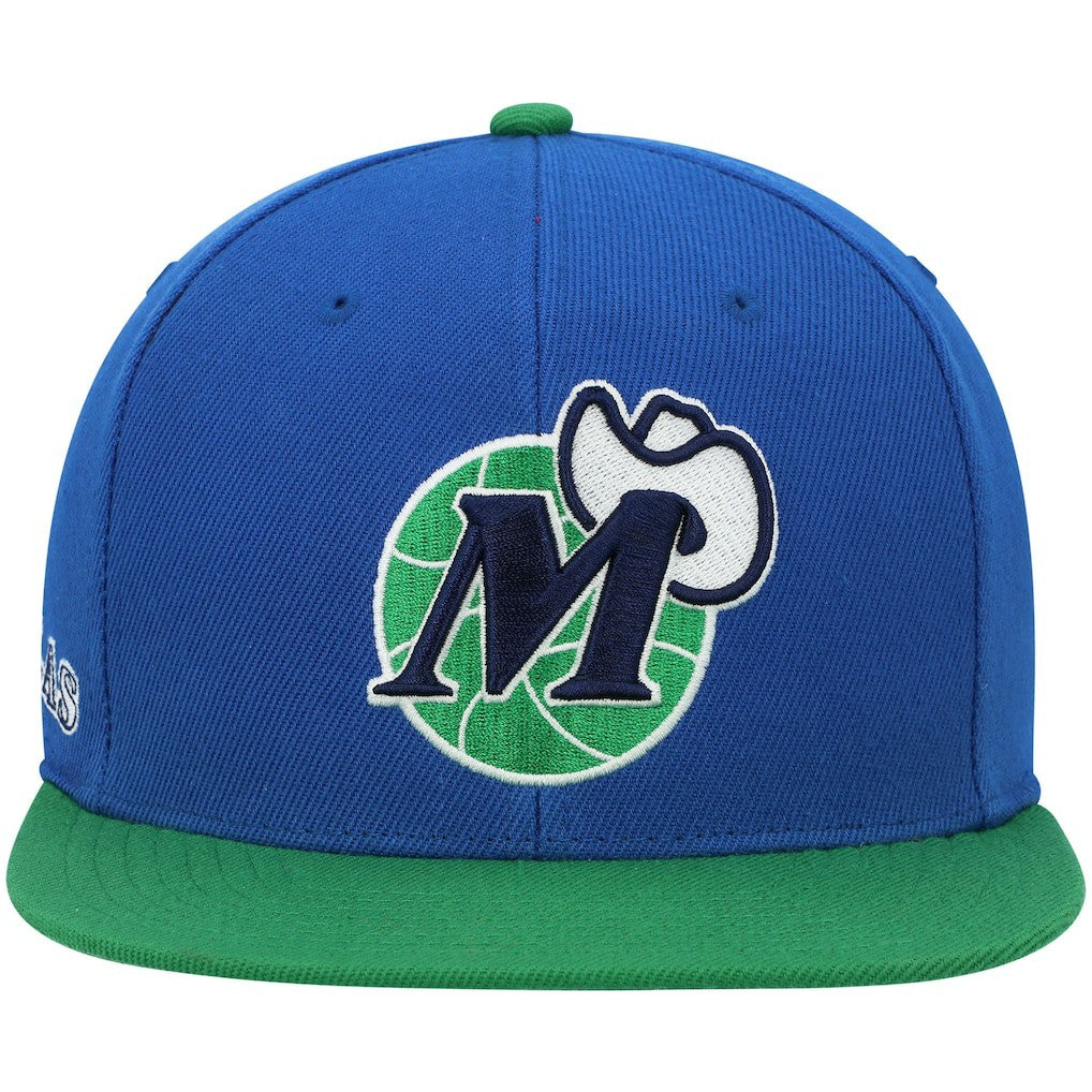 Mitchell & Ness - Dallas Mavericks Hardwood Classics Snapback Hat - Blue/Green