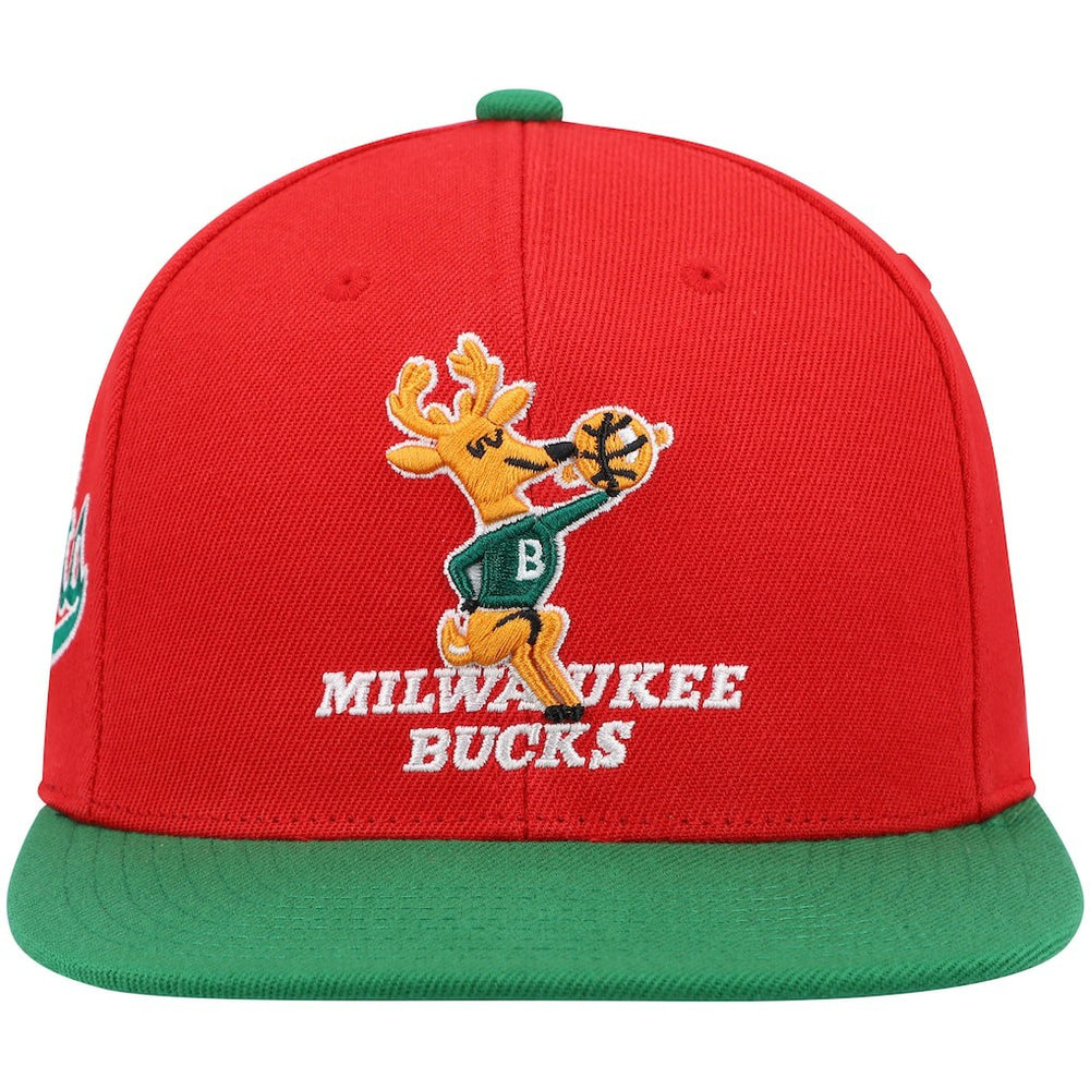 Mitchell & Ness - Milwaukee Bucks Hardwood Classics Snapback Hat - Red/Green
