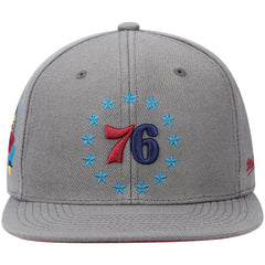 Mitchell & Ness - Philadelphia 76ers Hardwood Classics 60th Anniversary Carbon Cabernet Fitted Hat - Charcoal