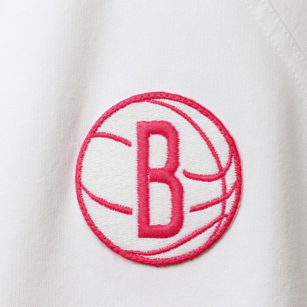 NBA - Brooklyn Nets Lusso Women's Margot Cropped Tri-Blend Cap Sleeve Sweatshirt - White