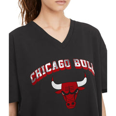 NBA - Chicago Bulls Tommy Jeans Women's Ashley V-Neck T-Shirt - Black