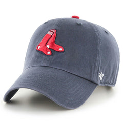 Boston Red Sox '47 Youth Clean Up Team Logo Adjustable Hat Lifestyle