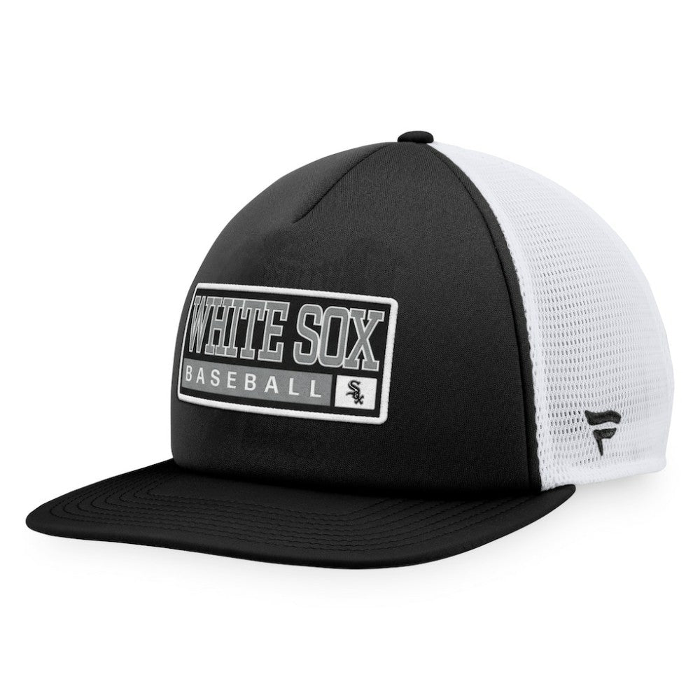 Chicago White Sox Majestic Foam Trucker Snapback Hat Lifestyle