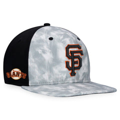 San Francisco Giants Majestic Smoke Dye Snapback Hat Lifestyle
