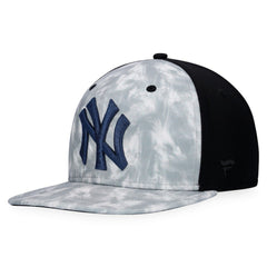 New York Yankees Majestic Smoke Dye Snapback Hat discount