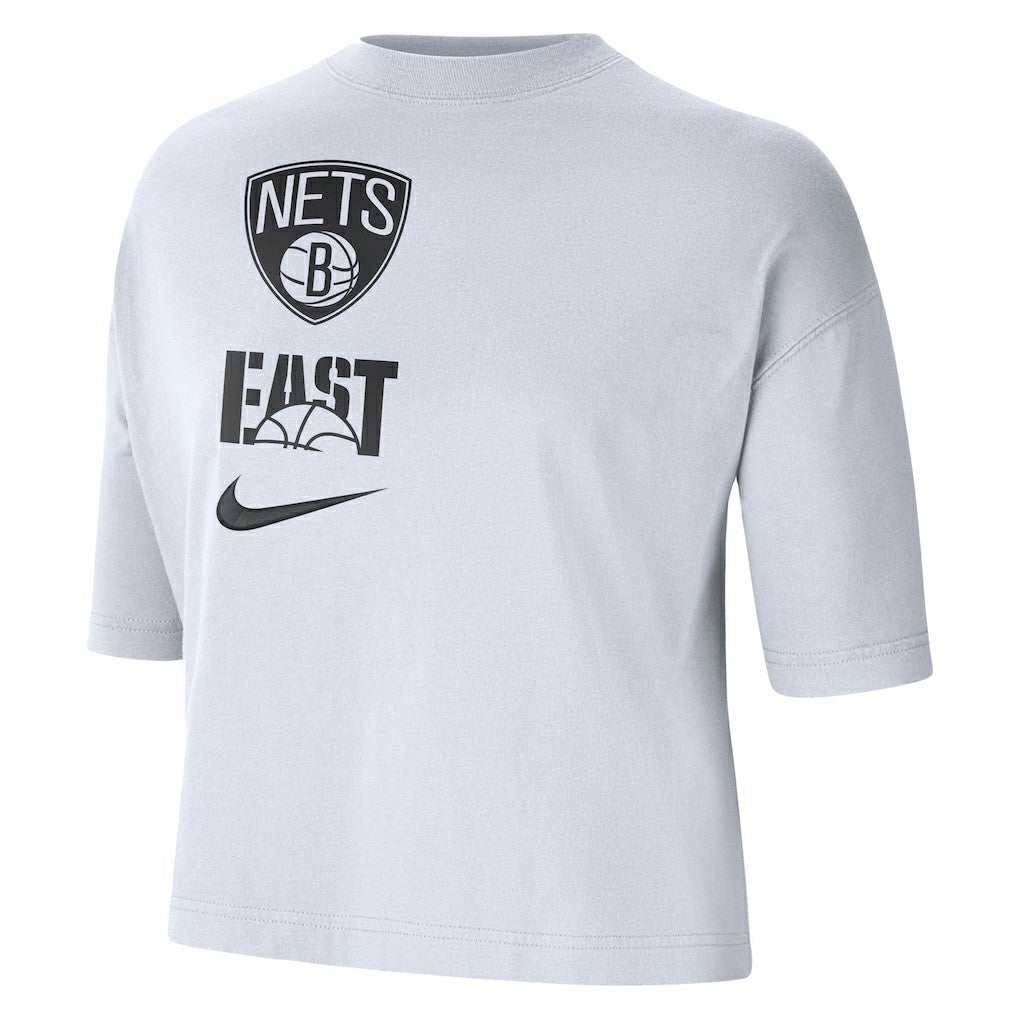 Nike - Brooklyn Nets Women's Essential Boxy T-Shirt - White