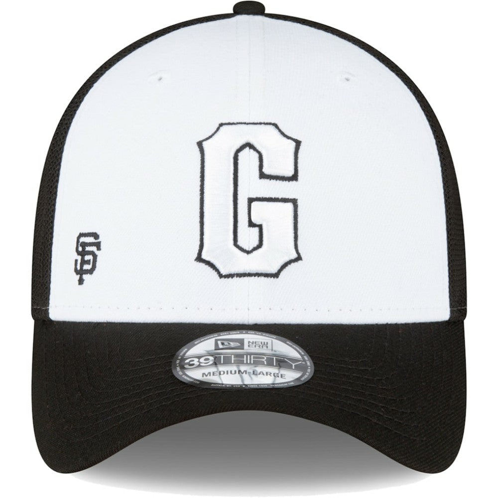 San Francisco Giants New Era 2023 On-Field Batting Practice 39THIRTY Flex Hat Lifestyle