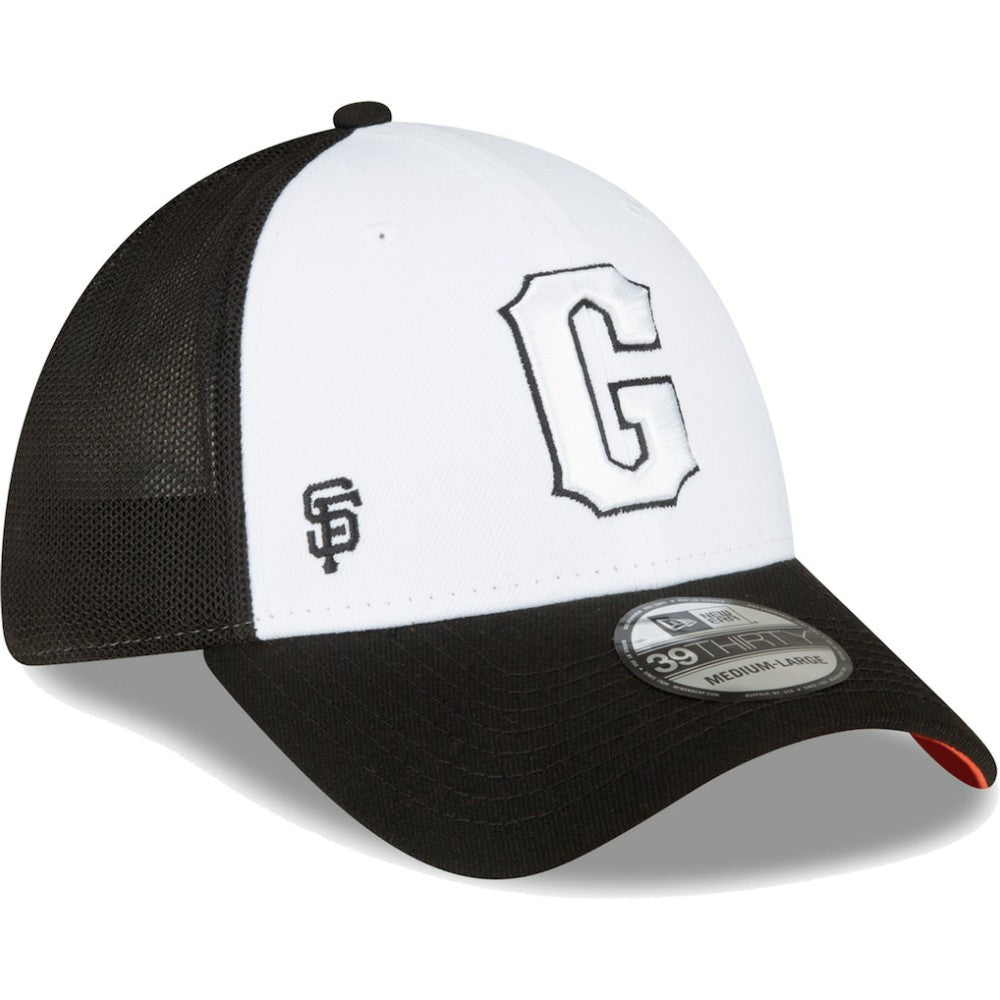San Francisco Giants New Era 2023 On-Field Batting Practice 39THIRTY Flex Hat Lifestyle