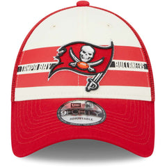 Tampa Bay Buccaneers New Era Team Stripe Trucker 9FORTY Snapback Hat Cream/Red - NFL