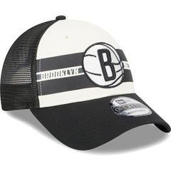 New Era - Brooklyn Nets Stripes 9FORTY Trucker Snapback Hat - Black