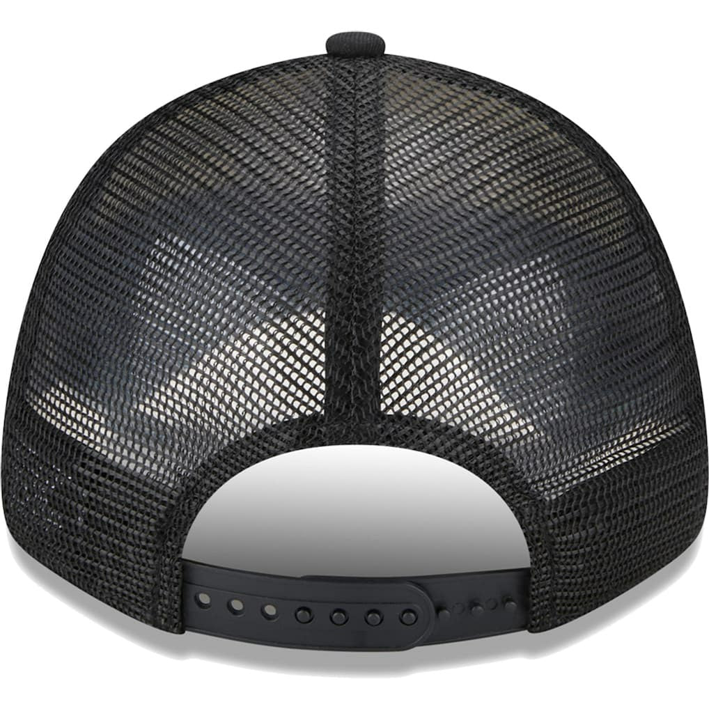 New Era - Brooklyn Nets Stripes 9FORTY Trucker Snapback Hat - Black