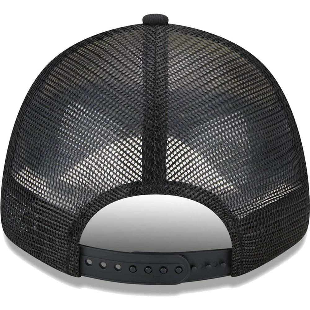 New Era - Brooklyn Nets Stripes 9FORTY Trucker Snapback Hat - Black