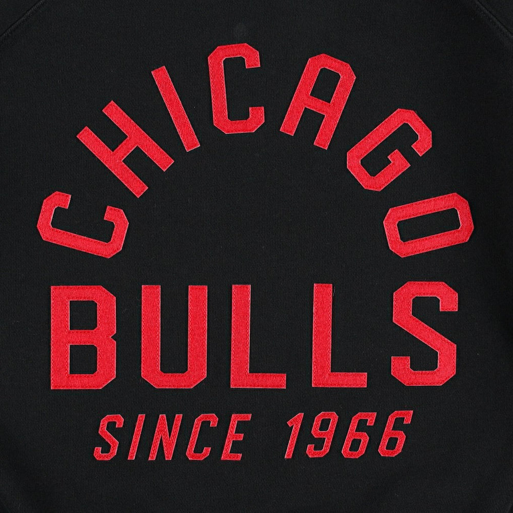 NBA - Chicago Bulls Sportiqe Women's Ashlyn Brava Raglan Pullover Sweatshirt - Black