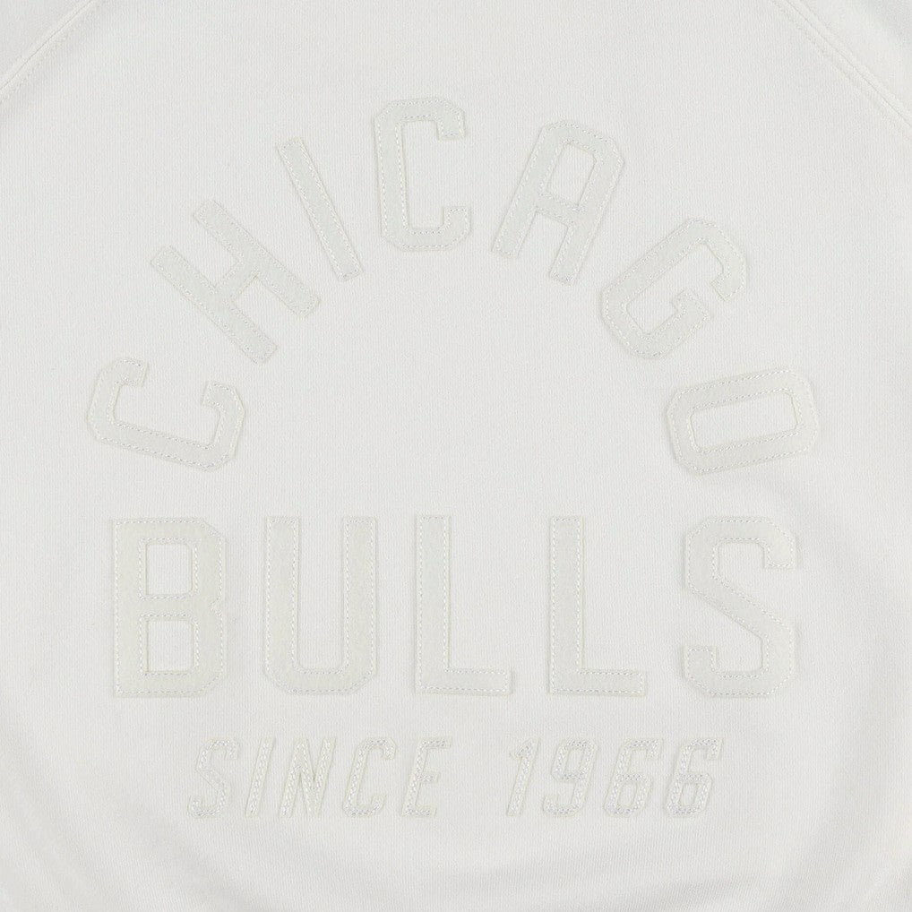 NBA - Chicago Bulls Sportiqe Women's Ashlyn Brava Raglan Pullover Sweatshirt - Cream