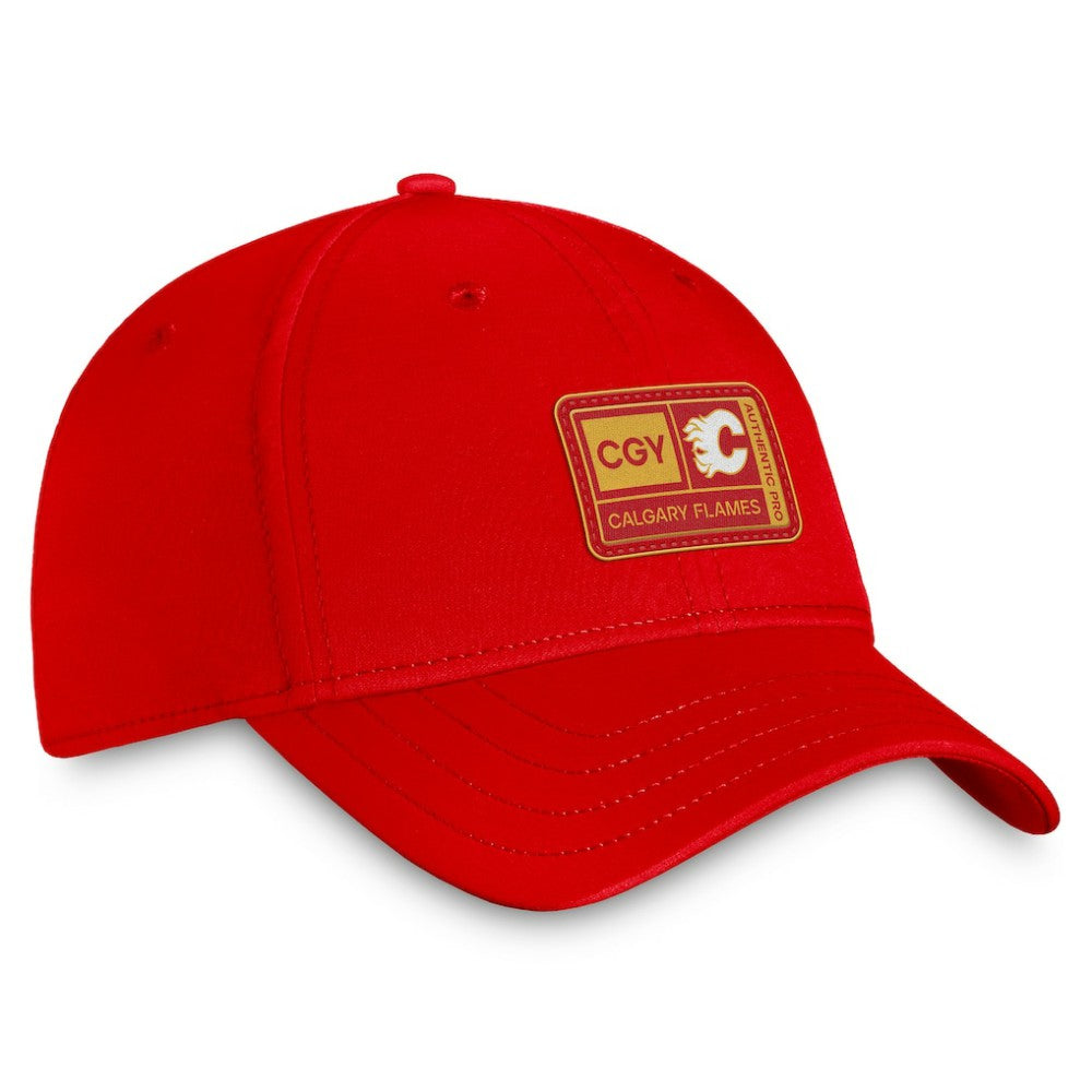 Calgary Flames - Fanatics Authentic Pro Training Camp Flex Hat – Red