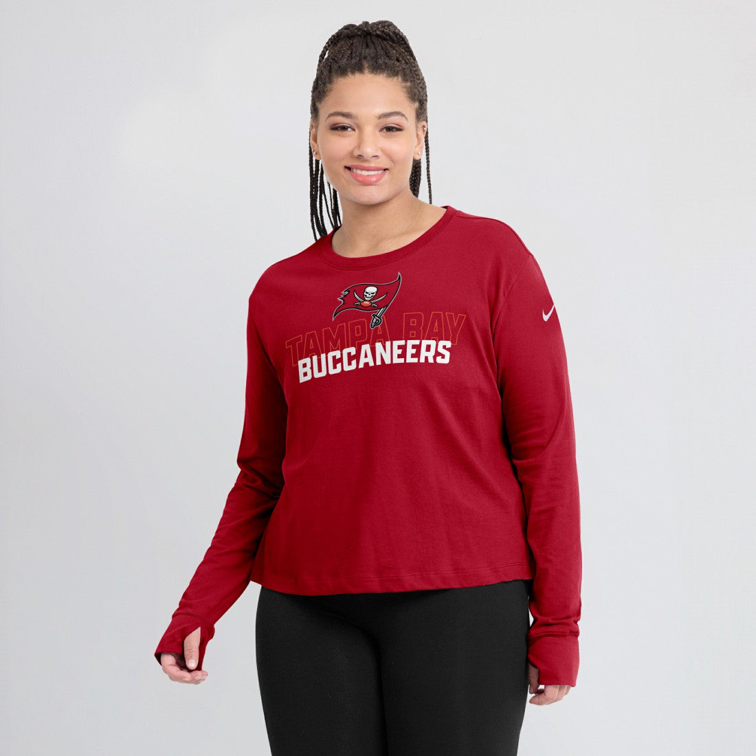 Tampa Bay Buccaneers Women's Modest Crop Performance Long Sleeve T-Shirt Red - Nike