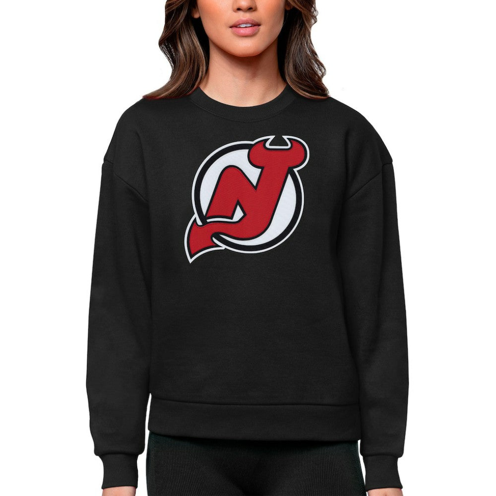 New Jersey Devils - Antigua Women's Team Logo Victory Crewneck Pullover Sweatshirt Black