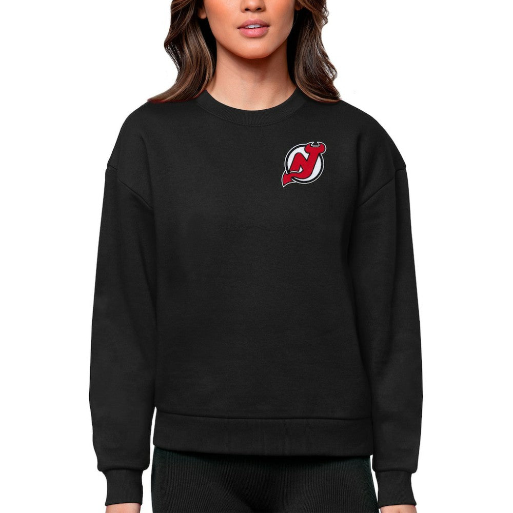 New Jersey Devils - Antigua Women's Victory Crewneck Pullover Sweatshirt Black