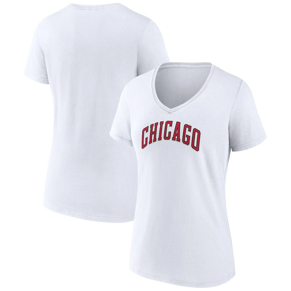 NBA - Chicago Bulls Women's Alternate Logo V-Neck T-Shirt - White