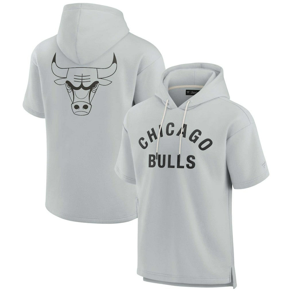 Fanatics - Chicago Bulls Unisex Elements Super Soft Fleece Short Sleeve Pullover Hoodie - Gray