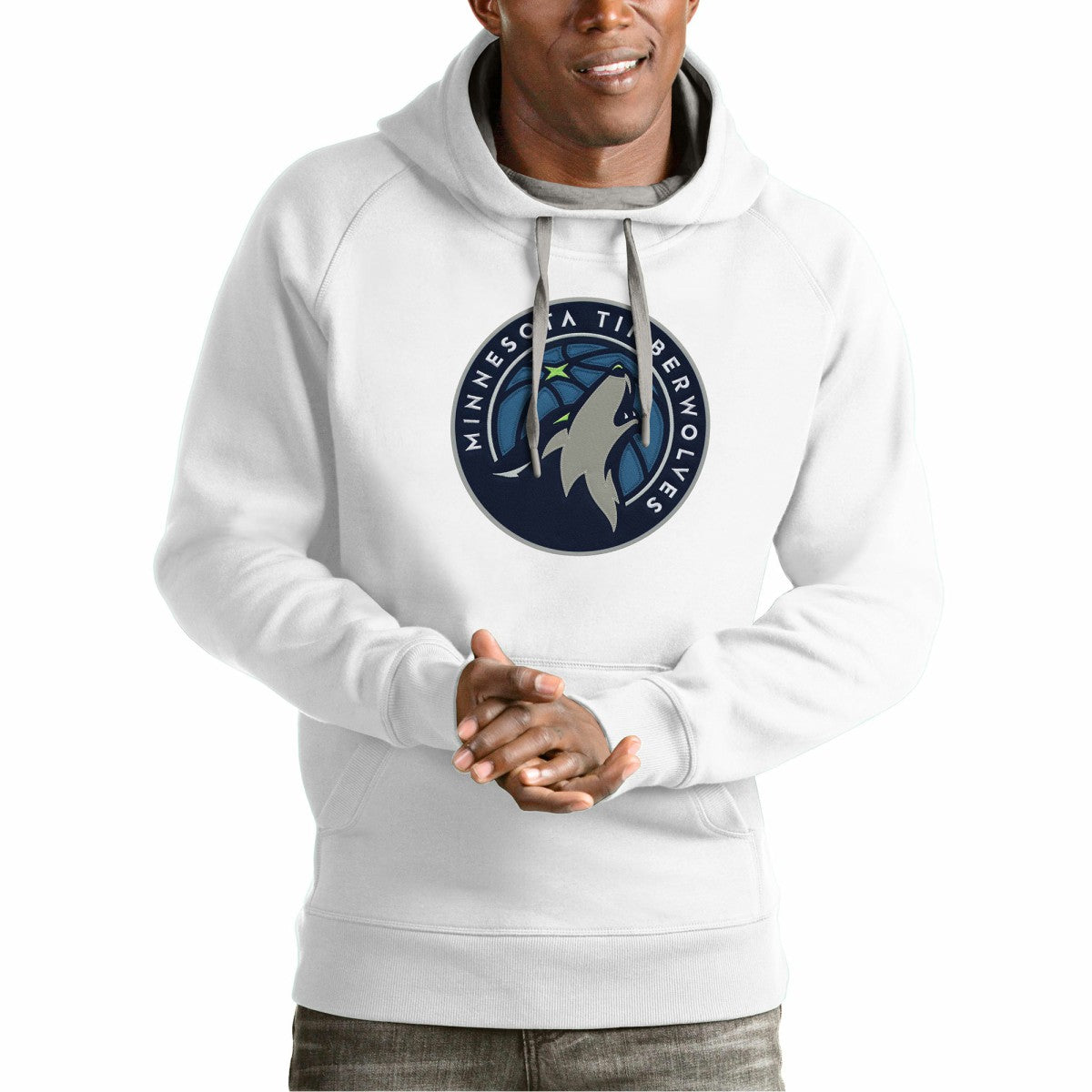 NBA - Minnesota Timberwolves Antigua Team Logo Victory Pullover Hoodie - White
