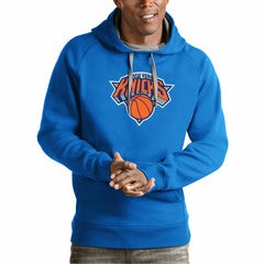 NBA - New York Knicks Antigua Team Logo Victory Pullover Hoodie - Blue