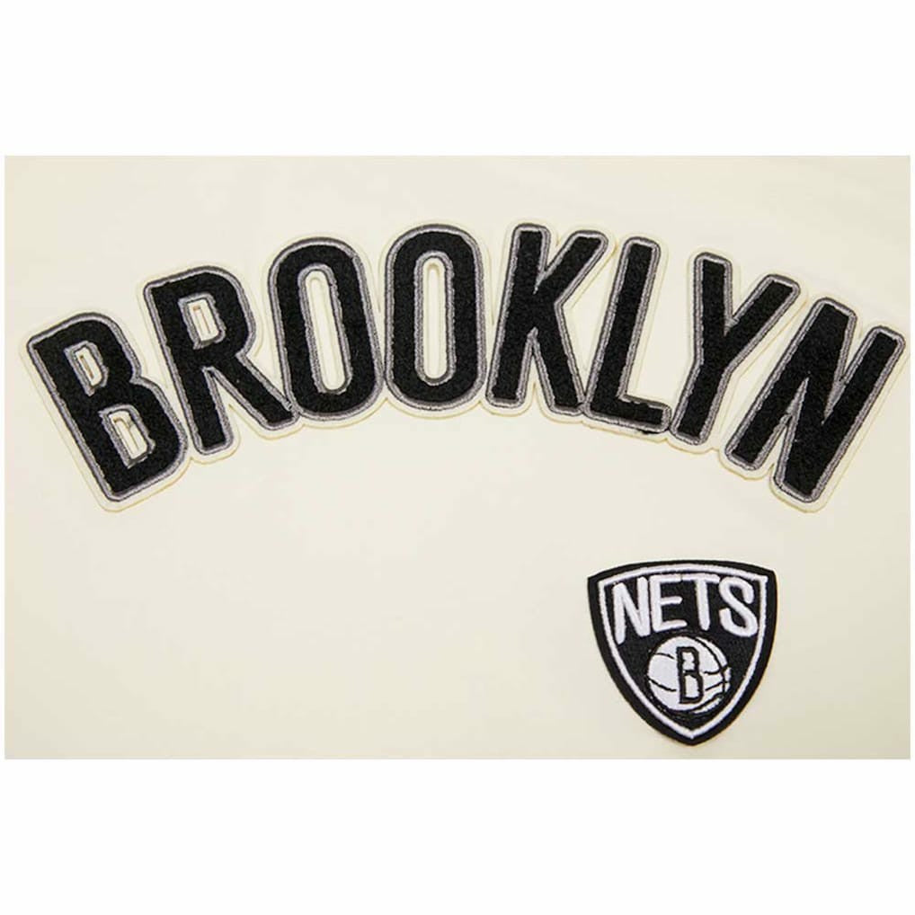 NBA - Brooklyn Nets Pro Standard Women's Retro Classic Cropped Boxy T-Shirt - Cream