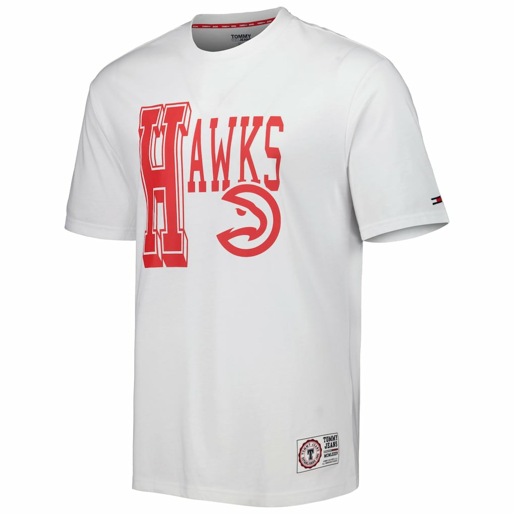 NBA - Atlanta Hawks Tommy Jeans Mel Varsity T-Shirt - White