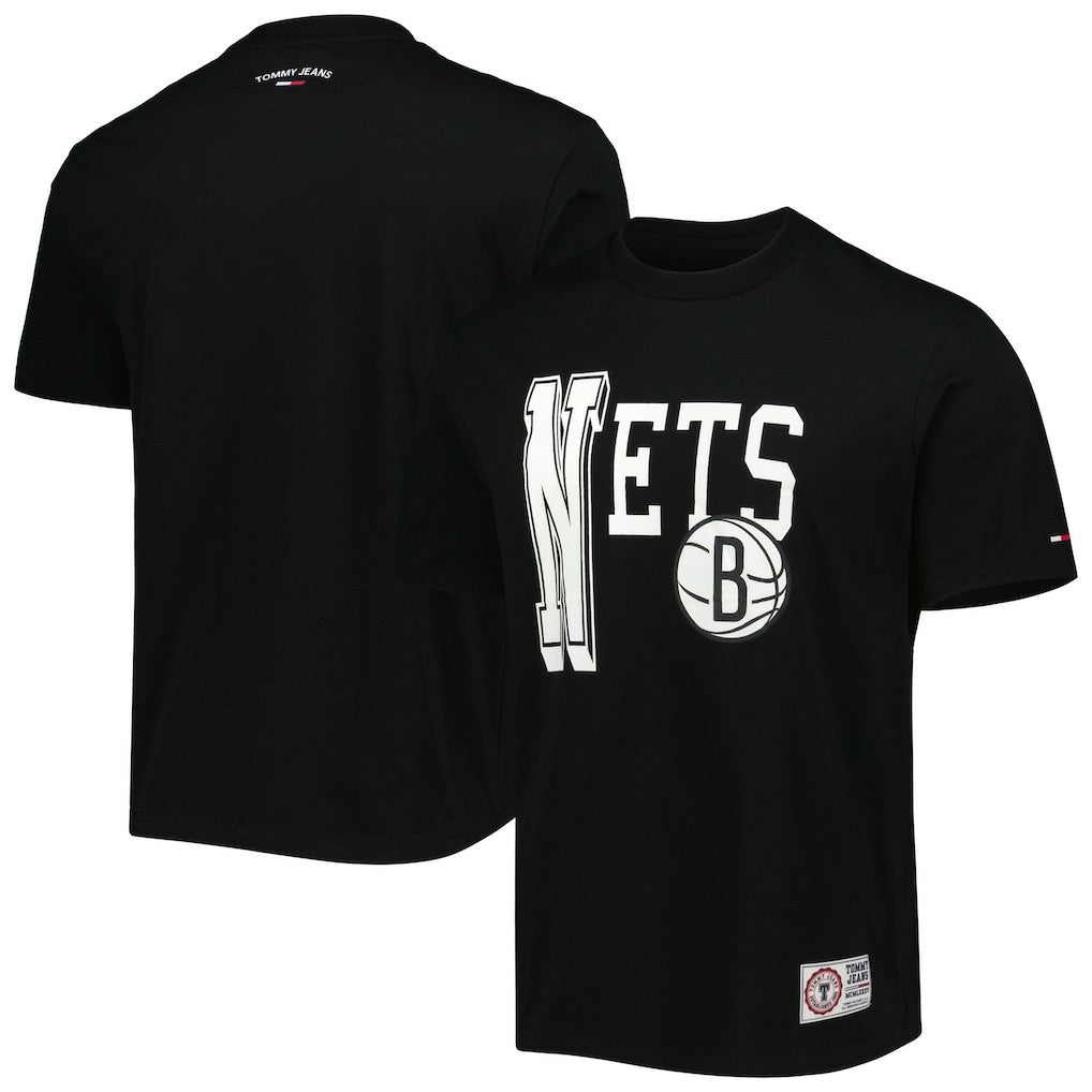 NBA - Brooklyn Nets Tommy Jeans Mel Varsity T-Shirt - Black