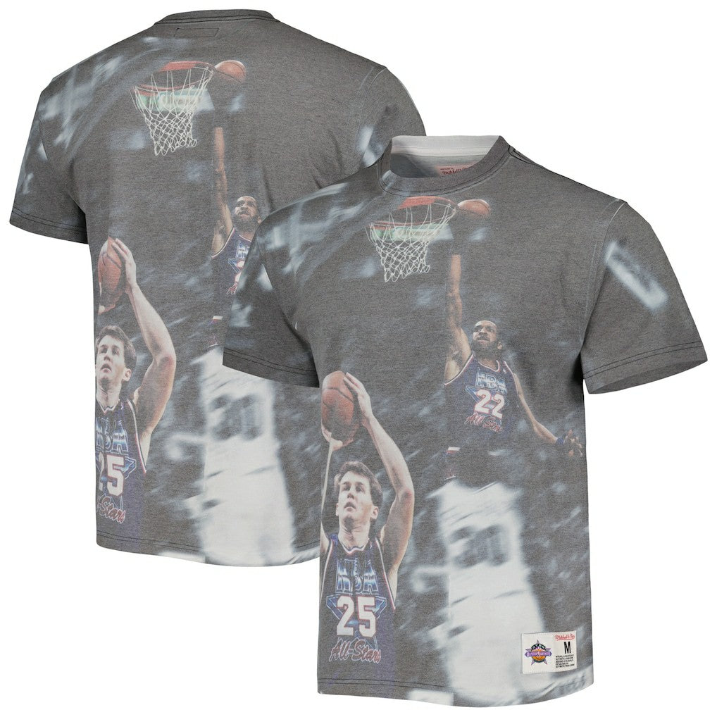 Mitchell & Ness - Cleveland Cavaliers Above the Rim Graphic T-Shirt