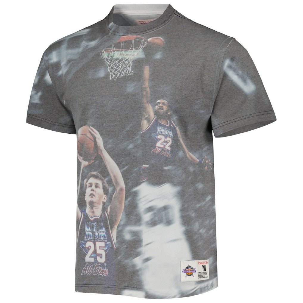 Mitchell & Ness - Cleveland Cavaliers Above the Rim Graphic T-Shirt
