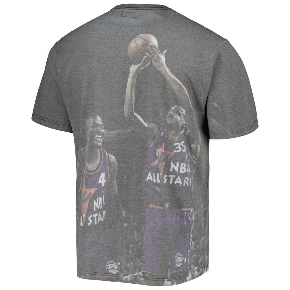Mitchell & Ness - Detroit Pistons Above the Rim Graphic T-Shirt
