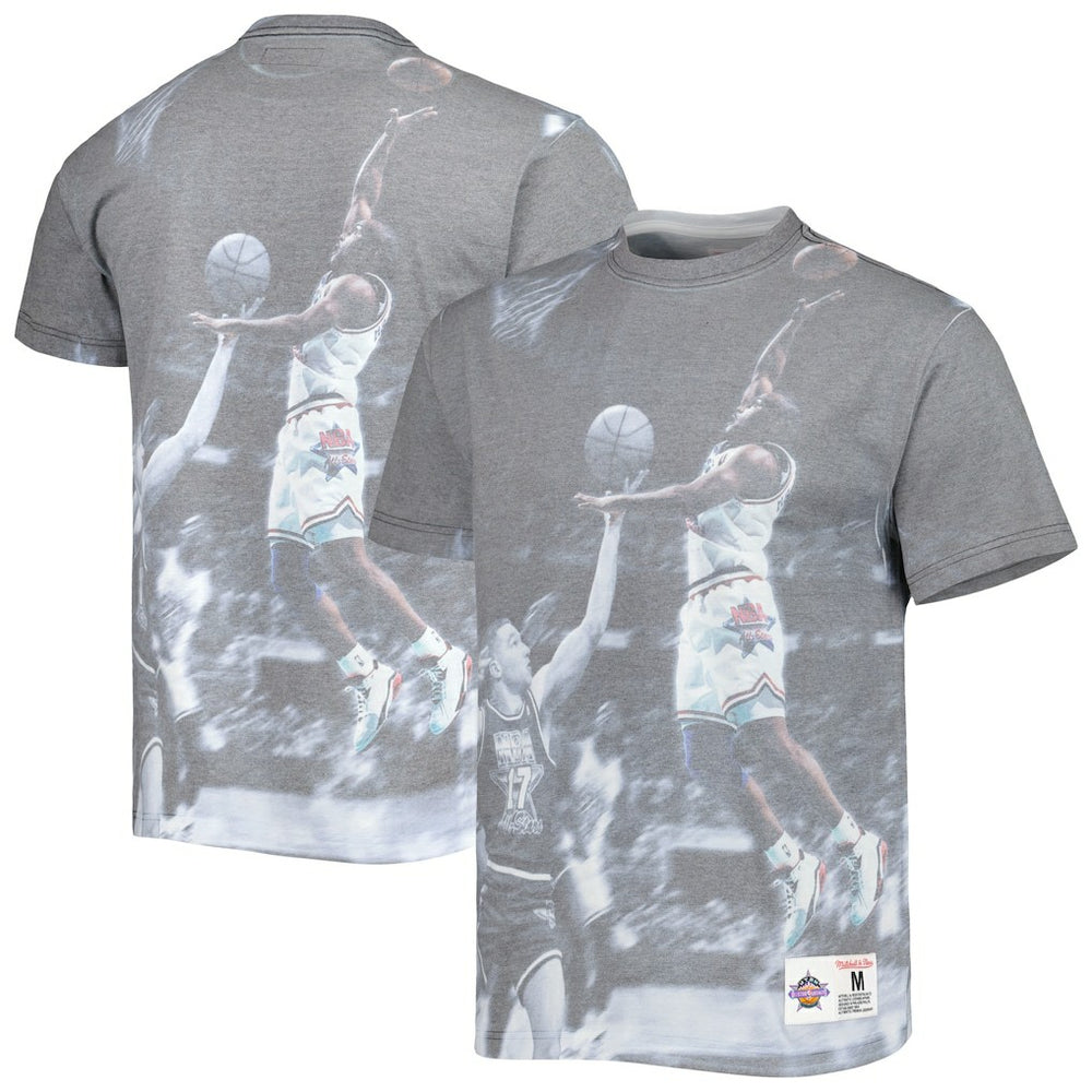 Mitchell & Ness - Golden State Warriors Above the Rim Graphic T-Shirt
