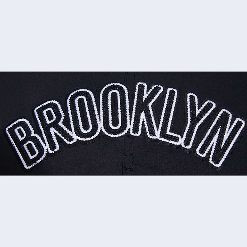 NBA - Brooklyn Nets Pro Standard Classics Woven Shorts - Black