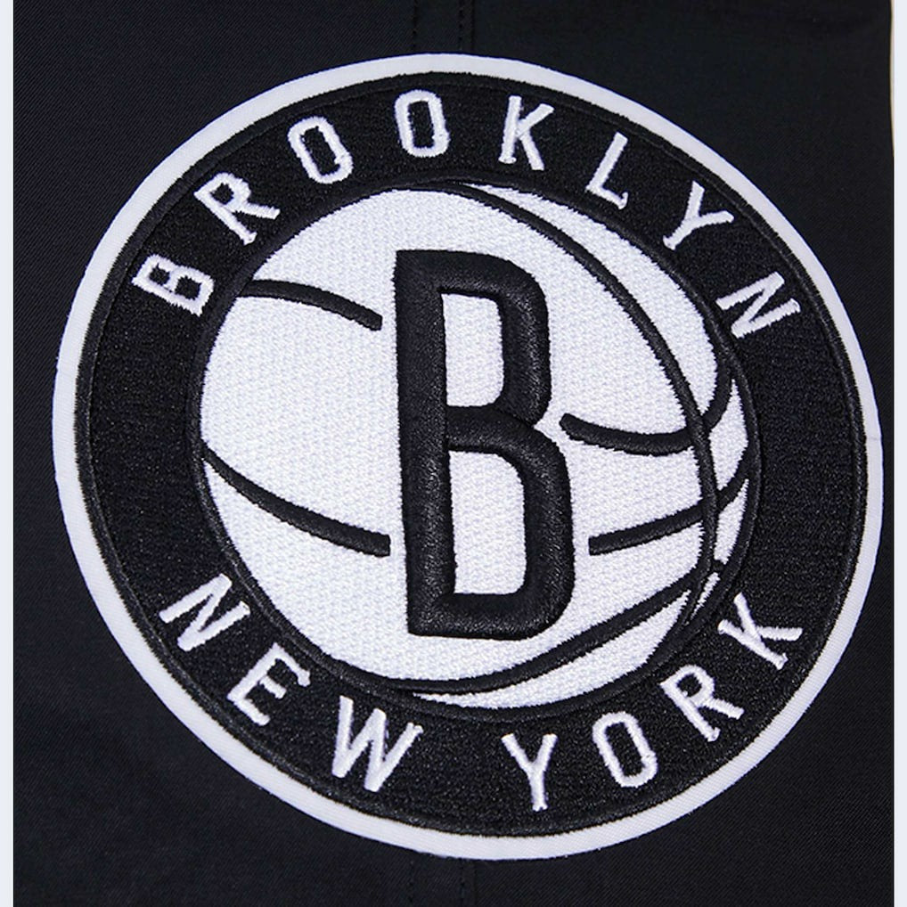 NBA - Brooklyn Nets Pro Standard Classics Woven Shorts - Black