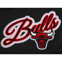 NBA - Chicago Bulls Pro Standard Women's Script Woven Shorts - Black