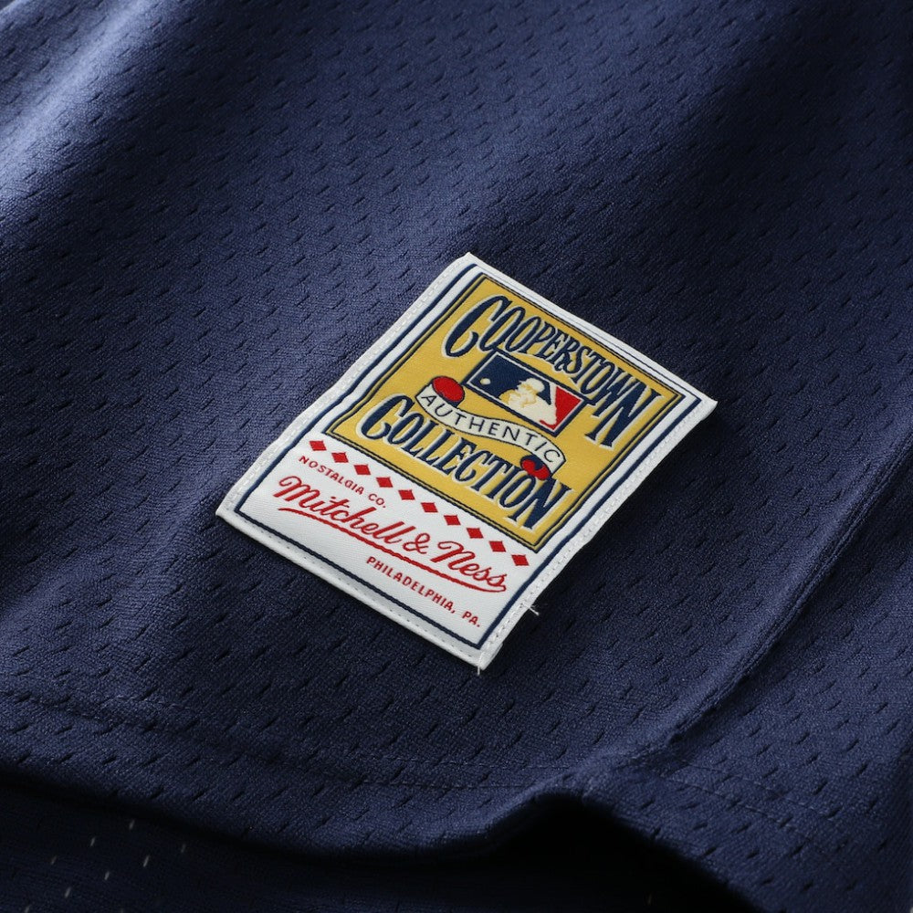 Bernie Williams New York Yankees Mitchell & Ness Authentic Batting Practice Jersey Lifestyle