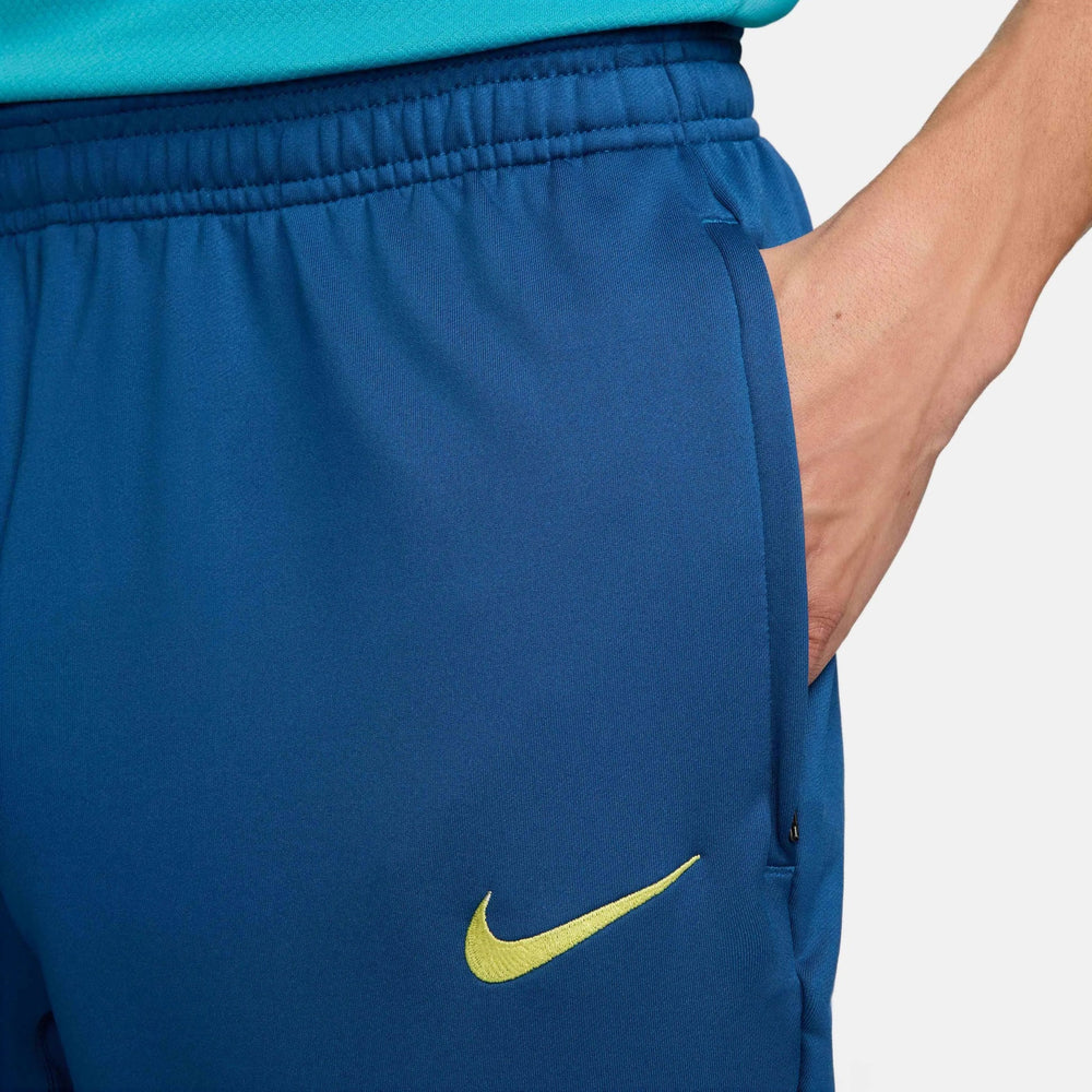 2024-25 Brazil Men's Strike Soccer Pants KPZ | Nike Sale