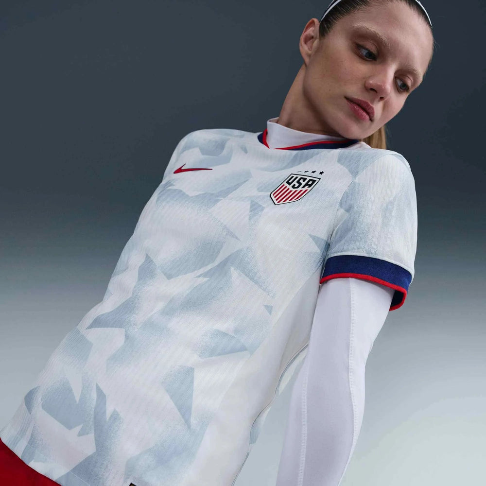 2025 USA Women's 4-Star Authentic Home Soccer Jersey | Nike Online