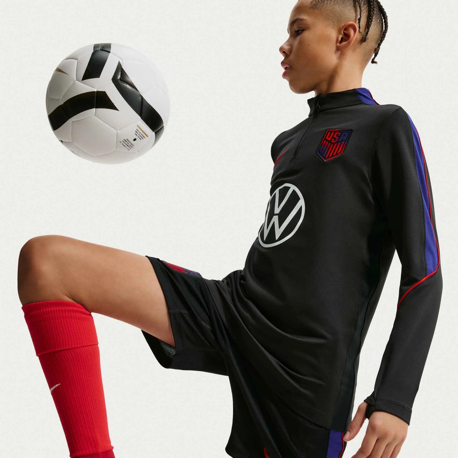 2026-27 USMNT Youth Strike Drill Top | Nike Sports