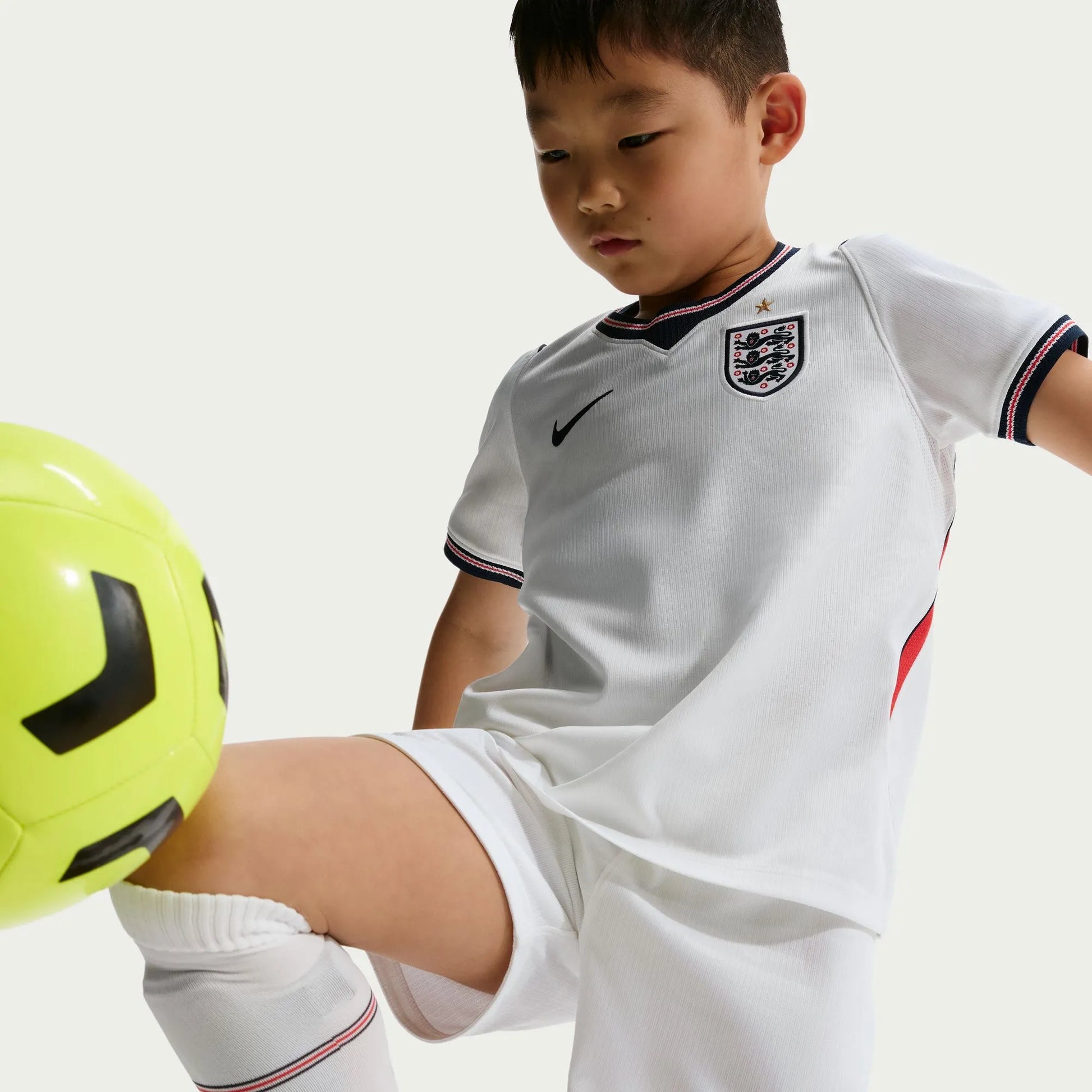 2026-27 England Little Kids' Stadium Home Kit | Nike Discount